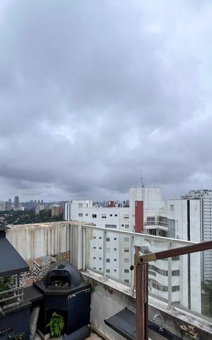 Apartamento à venda com 240m², 3 quartos e 4 vagas Apartamento à venda com 240m², 3 quartos e 4 vagasJacuzzi