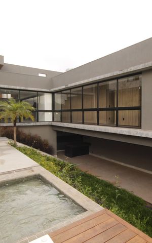 Casa de condomínio à venda com 403m², 4 quartos e 4 vagasÁrea comum - Piscina