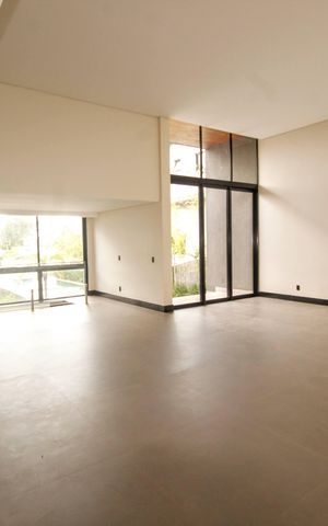Casa de condomínio à venda com 403m², 4 quartos e 4 vagassala