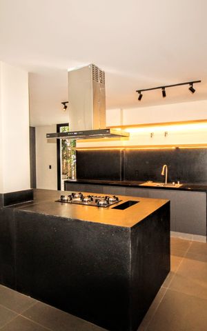 Casa de condomínio à venda com 403m², 4 quartos e 4 vagassala