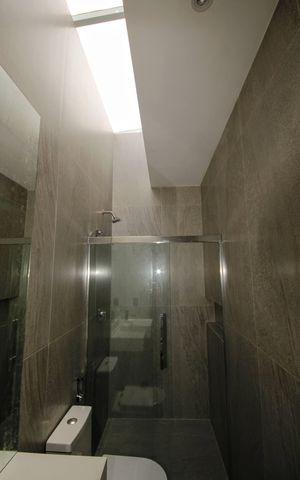 Casa de condomínio à venda com 403m², 4 quartos e 4 vagasbanheiro 2