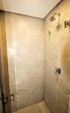 Casa de condomínio à venda com 403m², 4 quartos e 4 vagasSaúna