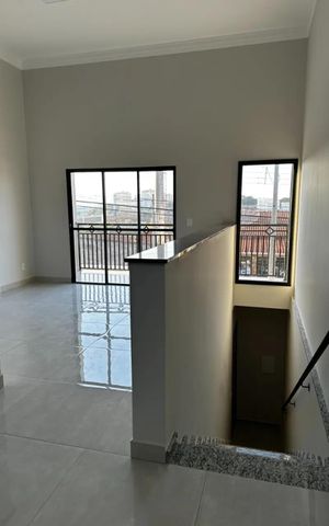 Casa à venda com 130m², 3 quartos e 3 vagas