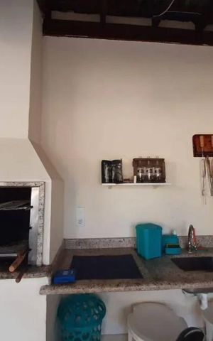 Casa à venda com 219m², 3 quartos e 4 vagas