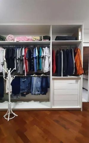 Casa à venda com 219m², 3 quartos e 4 vagas