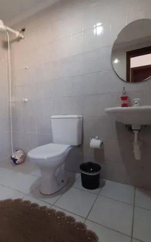 Casa à venda com 219m², 3 quartos e 4 vagas