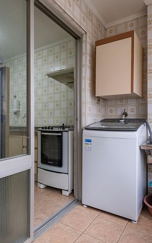Apartamento para alugar com 75m², 2 quartos e 1 vaga Apartamento para alugar com 75m², 2 quartos e 1 vagaÁrea de Serviço