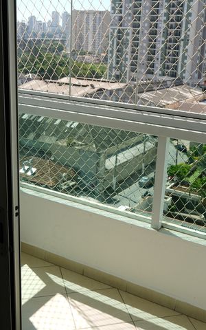 Apartamento para alugar com 75m², 2 quartos e 1 vagaVaranda