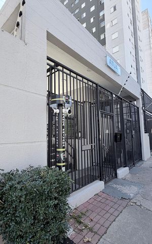 Apartamento para alugar com 43m², 2 quartos e sem vaga Apartamento para alugar com 43m², 2 quartos e sem vagaFachada