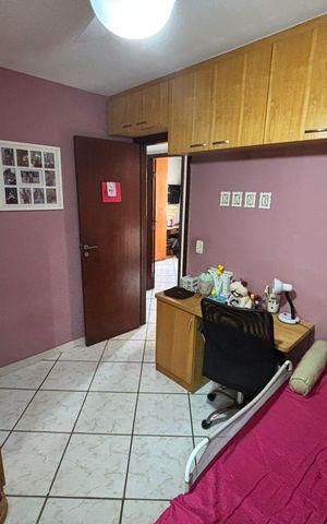 Apartamento à venda com 180m², 4 quartos e 2 vagas Apartamento à venda com 180m², 4 quartos e 2 vagasQuarto
