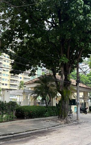 Apartamento à venda com 180m², 4 quartos e 2 vagas Apartamento à venda com 180m², 4 quartos e 2 vagasÁrea comum