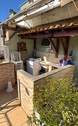 Apartamento à venda com 180m², 4 quartos e 2 vagas Apartamento à venda com 180m², 4 quartos e 2 vagasÁrea de serviço