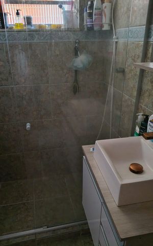 Casa à venda com 144m², 2 quartos e sem vaga Casa à venda com 144m², 2 quartos e sem vagaBanheiro