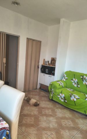Casa à venda com 144m², 2 quartos e sem vaga Casa à venda com 144m², 2 quartos e sem vagaSala