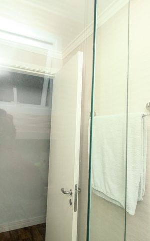 Casa à venda com 77m², 3 quartos e 2 vagasBanheiro Social