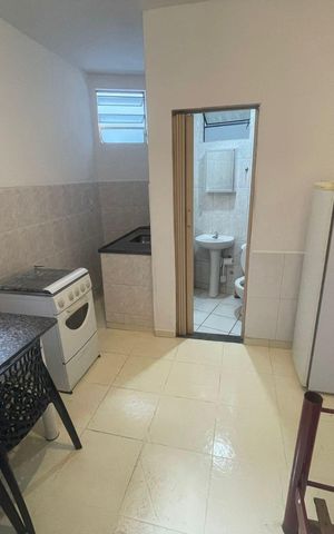 Studio para alugar com 30m², 1 quarto e sem vaga Studio para alugar com 30m², 1 quarto e sem vagaStudio