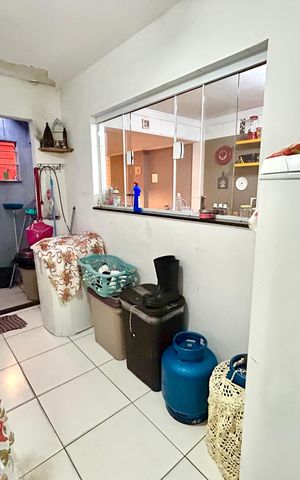 Casa à venda com 132m², 3 quartos e 2 vagas Casa à venda com 132m², 3 quartos e 2 vagasÁrea de Serviço