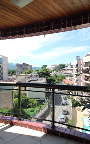 Apartamento à venda com 139m², 3 quartos e 2 vagasQuarto 3 - Varanda