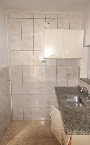Casa para alugar com 160m², 2 quartos e 1 vagaÁrea de Serviço