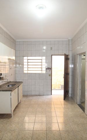Casa para alugar com 160m², 2 quartos e 1 vagaCozinha