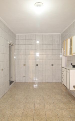 Casa para alugar com 160m², 2 quartos e 1 vagaCozinha