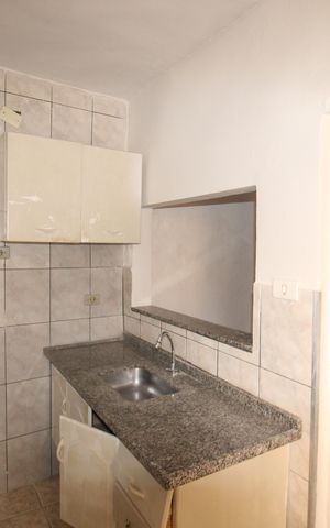 Casa para alugar com 160m², 2 quartos e 1 vagaÁrea de Serviço
