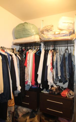 Casa à venda com 180m², 3 quartos e 5 vagasQuarto 1 - Closet / Banheiro