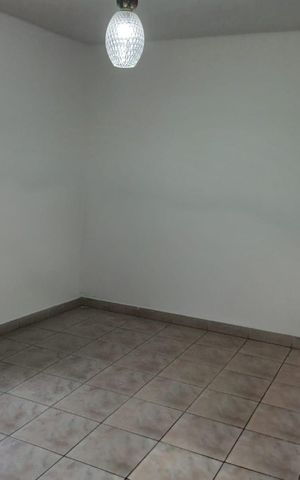 Casa para alugar com 120m², 3 quartos e 2 vagas Casa para alugar com 120m², 3 quartos e 2 vagasSala 2