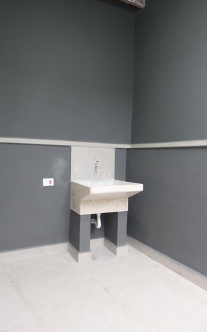 Casa à venda com 60m², 1 quarto e sem vagaLavanderia e Quintal