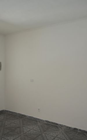Casa à venda com 130m², 2 quartos e 1 vagaSala