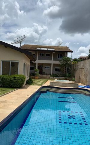 Casa de condomínio à venda com 498m², 4 quartos e 4 vagas