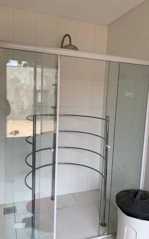 Casa de condomínio à venda com 498m², 4 quartos e 4 vagas