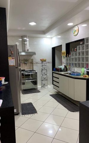 Casa de condomínio à venda com 498m², 4 quartos e 4 vagas