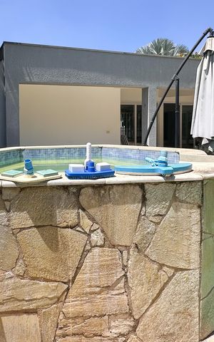 Casa para alugar com 450m², 4 quartos e 4 vagas Casa para alugar com 450m², 4 quartos e 4 vagasPiscina