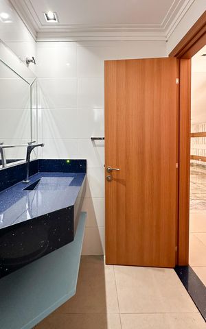 Casa para alugar com 450m², 4 quartos e 4 vagas Casa para alugar com 450m², 4 quartos e 4 vagasLavabo