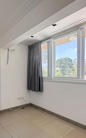 Casa para alugar com 450m², 4 quartos e 4 vagas Casa para alugar com 450m², 4 quartos e 4 vagasSuíte 1