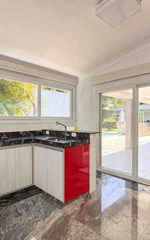 Casa para alugar com 450m², 4 quartos e 4 vagas Casa para alugar com 450m², 4 quartos e 4 vagasÁrea gourmet