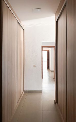 Casa para alugar com 450m², 4 quartos e 4 vagas Casa para alugar com 450m², 4 quartos e 4 vagasCloset da Suíte 3