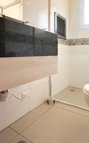 Casa para alugar com 450m², 4 quartos e 4 vagas Casa para alugar com 450m², 4 quartos e 4 vagasBanheiro da Suíte 2