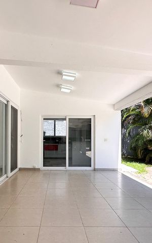 Casa para alugar com 450m², 4 quartos e 4 vagas Casa para alugar com 450m², 4 quartos e 4 vagasÁrea externa