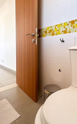 Casa para alugar com 450m², 4 quartos e 4 vagas Casa para alugar com 450m², 4 quartos e 4 vagasBanheiro da Suíte 1