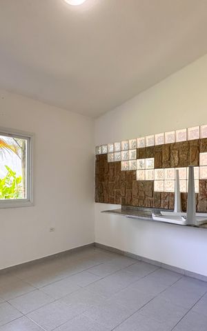 Casa para alugar com 450m², 4 quartos e 4 vagas Casa para alugar com 450m², 4 quartos e 4 vagasQuarto de Serviço