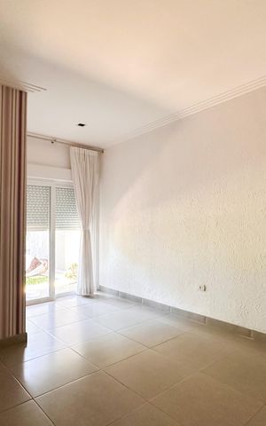 Casa para alugar com 450m², 4 quartos e 4 vagas Casa para alugar com 450m², 4 quartos e 4 vagasSuíte 3
