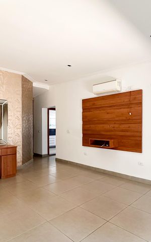 Casa para alugar com 450m², 4 quartos e 4 vagas Casa para alugar com 450m², 4 quartos e 4 vagasSuíte 4