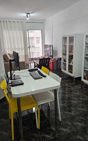 Apartamento à venda com 75m², 2 quartos e 1 vagaSala