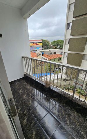 Apartamento à venda com 75m², 2 quartos e 1 vagaVaranda