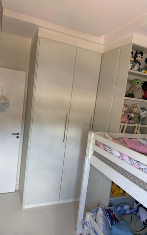 Casa de condomínio à venda com 140m², 4 quartos e 2 vagas