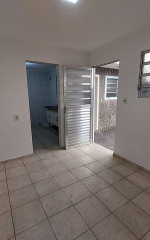 Casa à venda com 256m², 6 quartos e 6 vagas