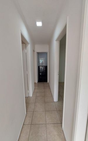 Casa à venda com 256m², 6 quartos e 6 vagas
