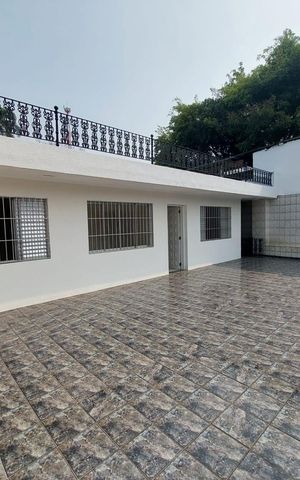 Casa à venda com 256m², 6 quartos e 6 vagas